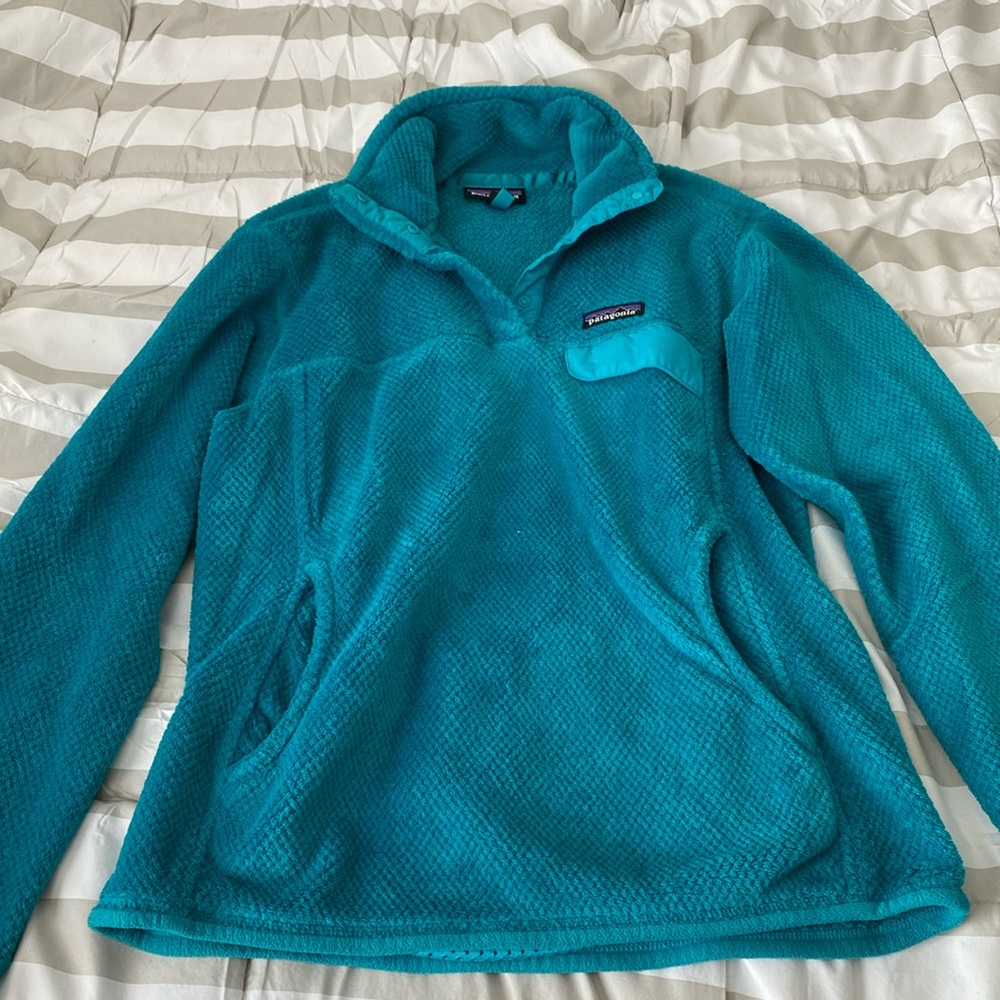 Patagonia Women’s 1/4 “zip” fuzzy buttoned sweater